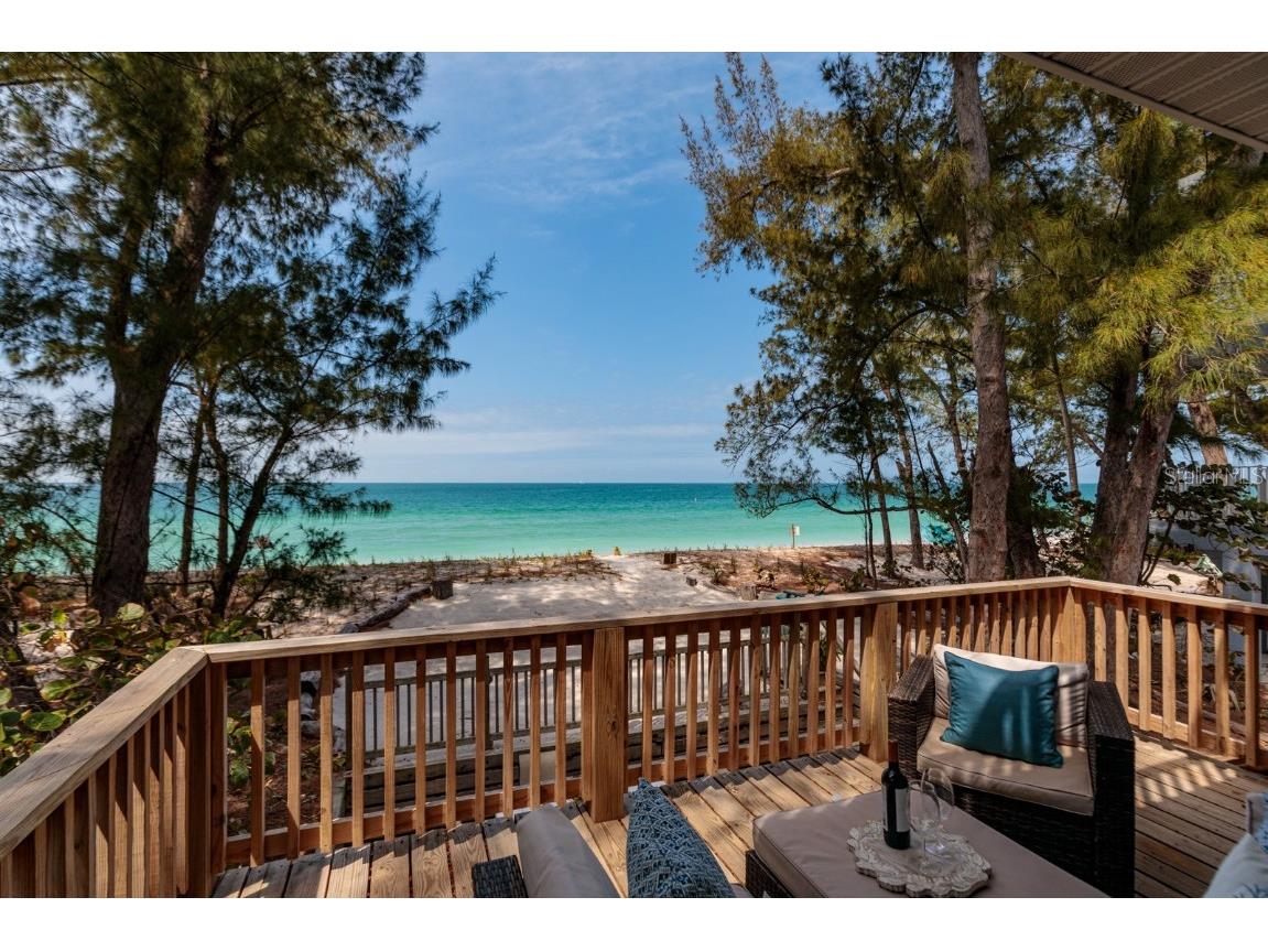 8300 W Gulf Boulevard Treasure Island FL 33706 - GULF OF MEXICO U8221783 image1