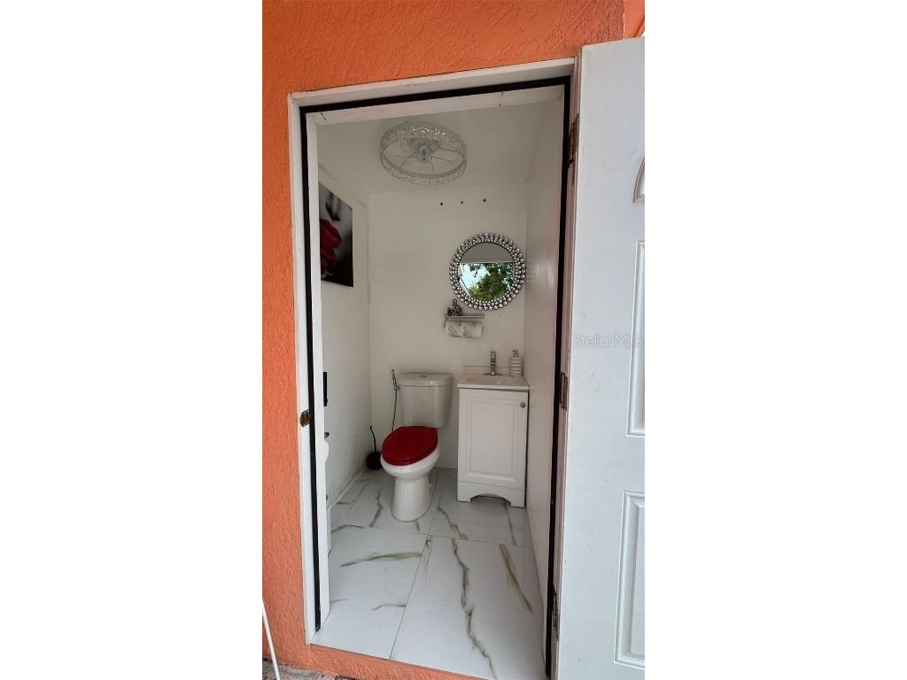 8301 Lopez Drive Tampa FL 33615 TB8448073 image8