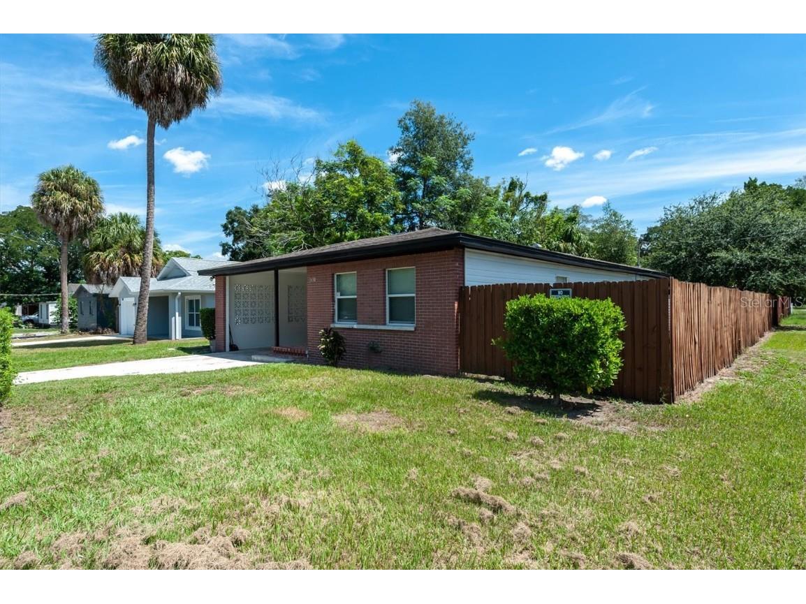 8301 N Semmes Street Tampa FL 33604 T3470773 image1