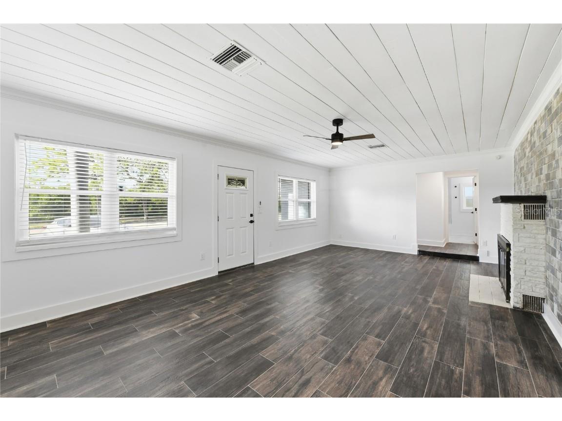 8301 Riverside Drive NE Saint Petersburg FL 33702 O6363359 image5