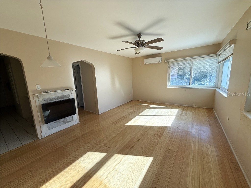 8301 W Gulf Boulevard #4 Treasure Island FL 33706 TB8455501 image5