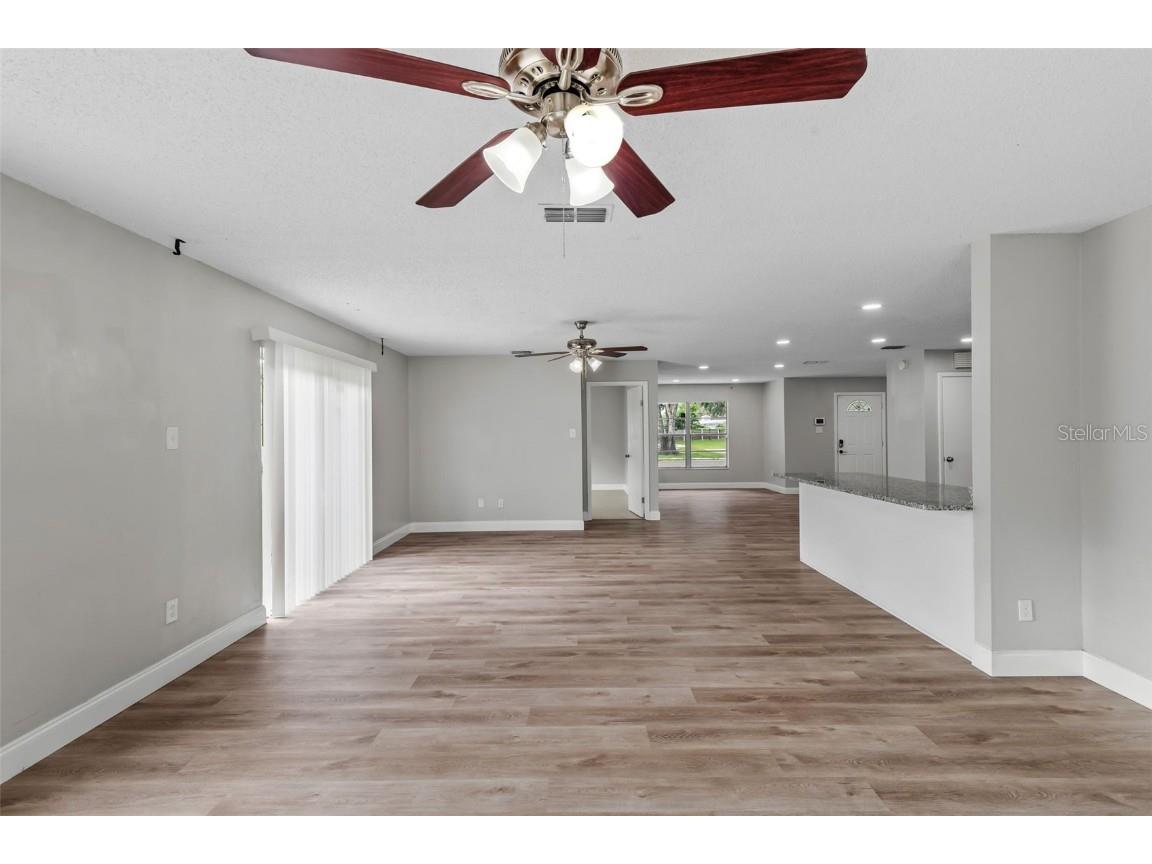 8302 Jackson Springs Road Tampa FL 33615 TB8425627 image13