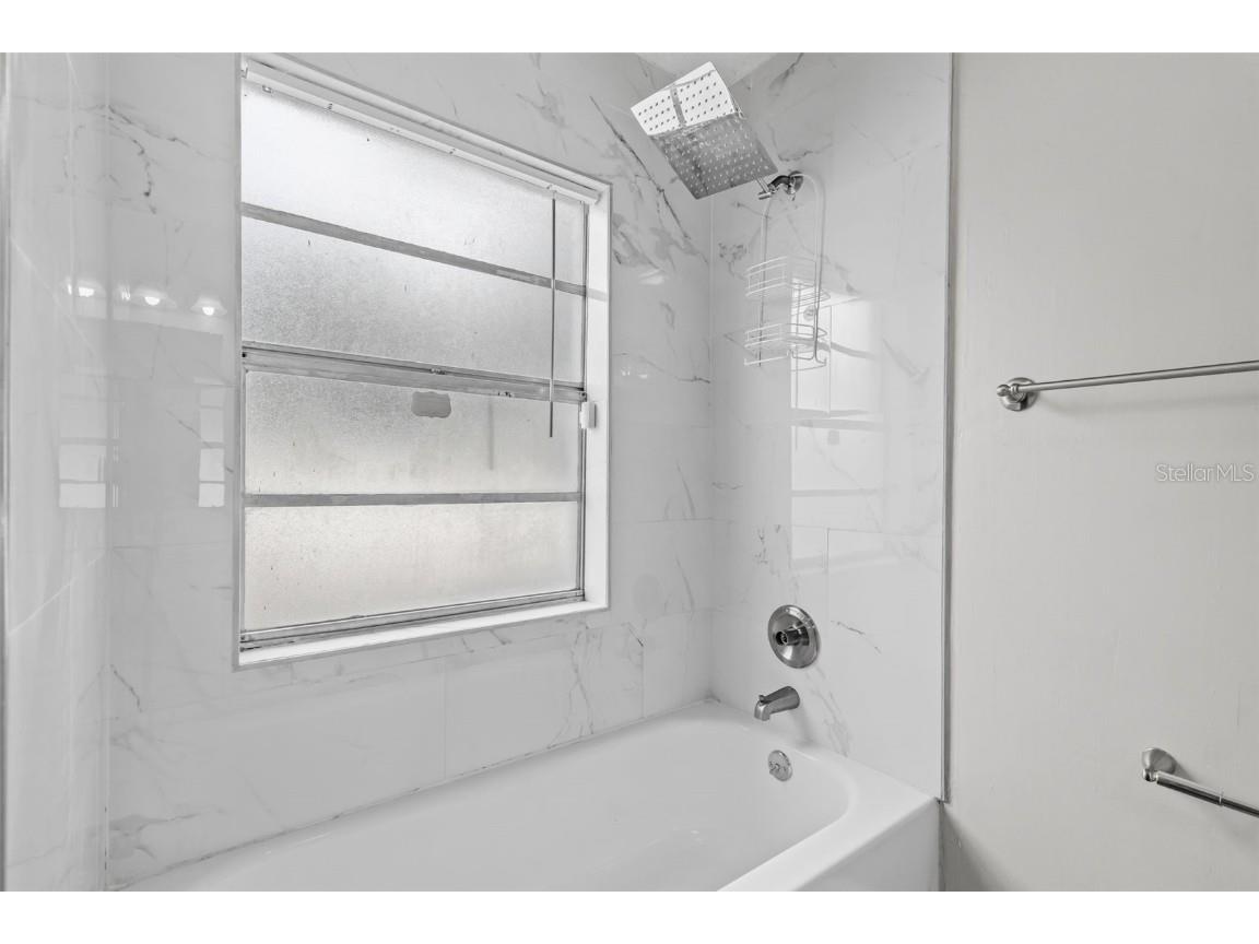 8302 Jackson Springs Road Tampa FL 33615 TB8425627 image24