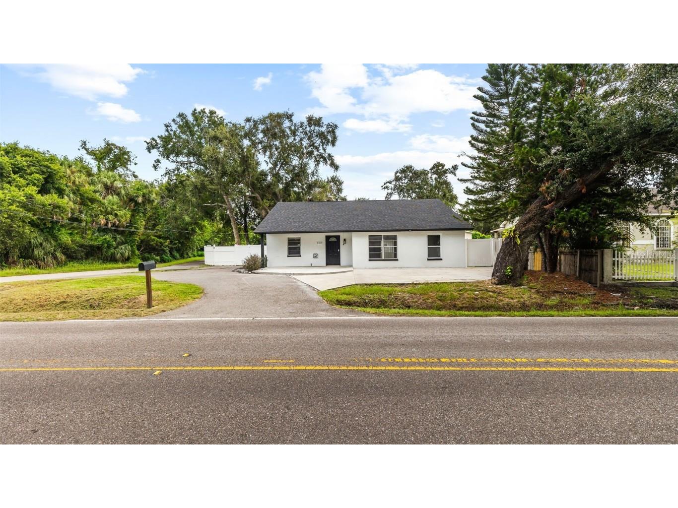 8302 Jackson Springs Road Tampa FL 33615 TB8425627 image3