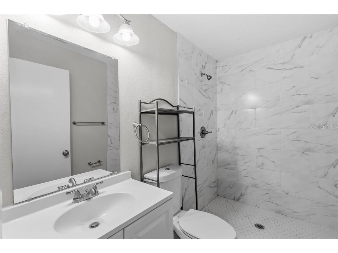 8302 Jackson Springs Road Tampa FL 33615 TB8425627 image35