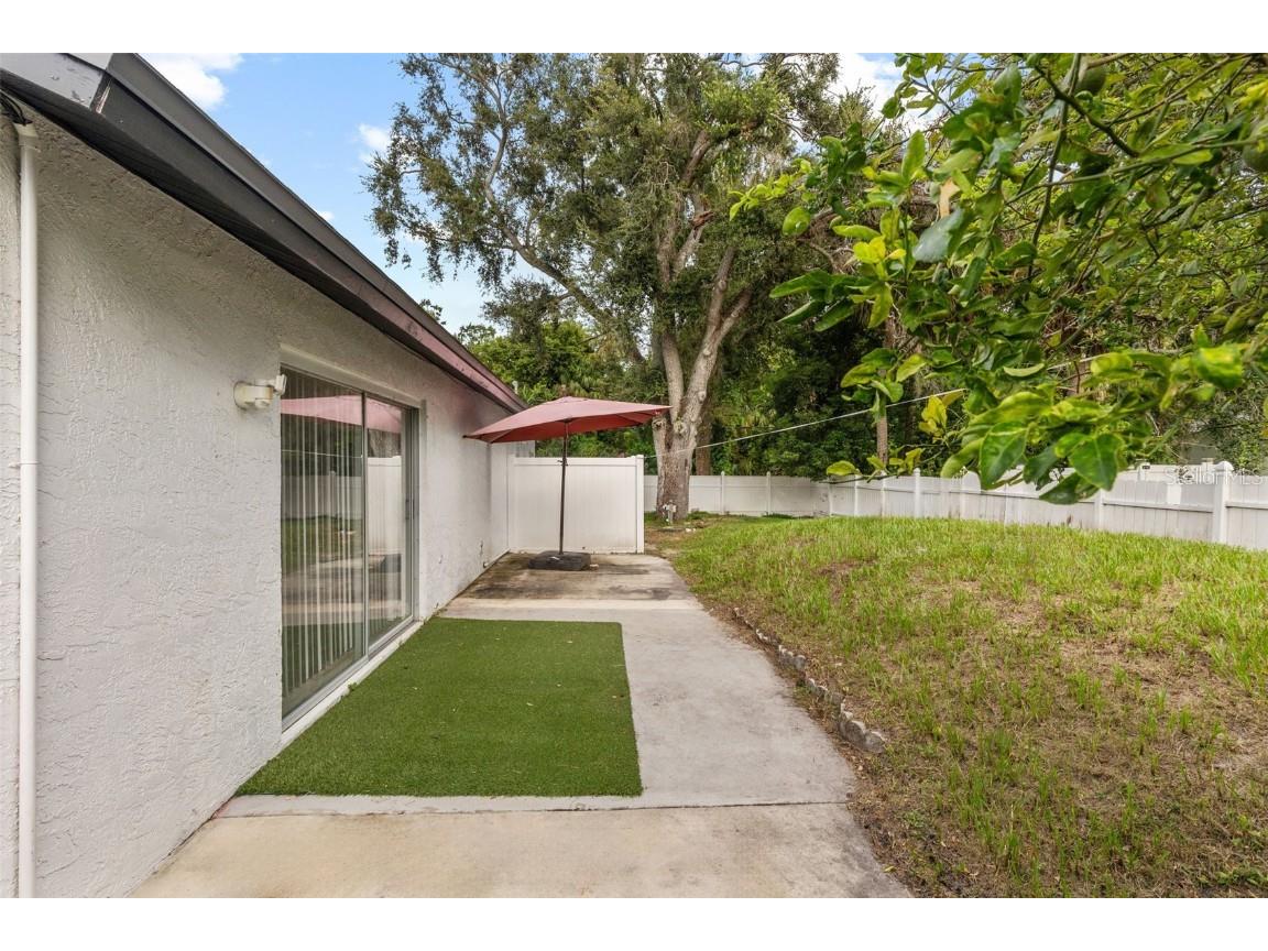 8302 Jackson Springs Road Tampa FL 33615 TB8425627 image37