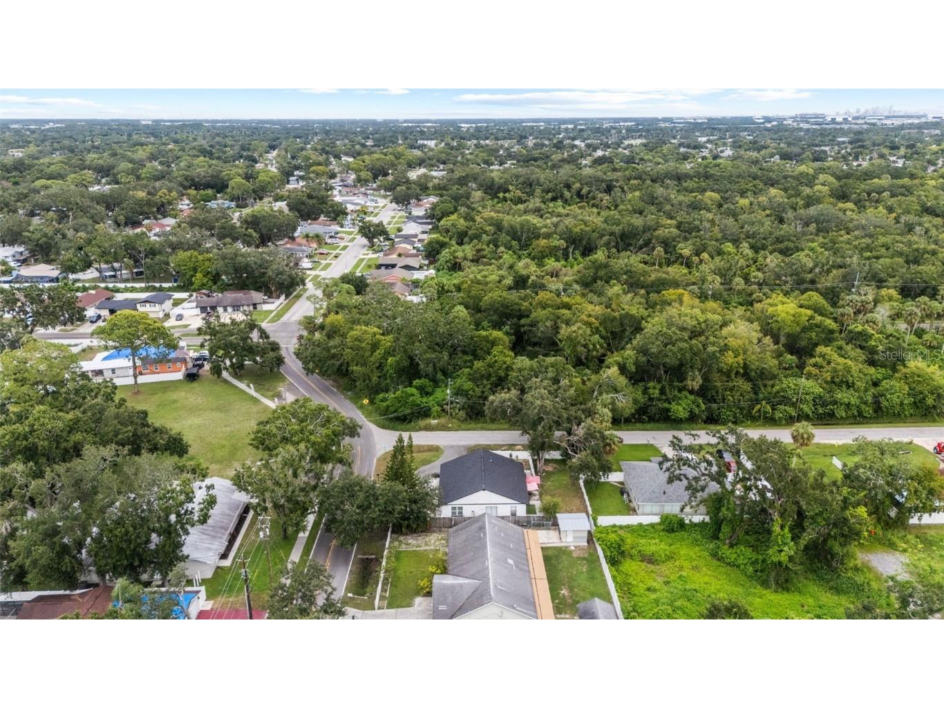 8302 Jackson Springs Road Tampa FL 33615 TB8425627 image44