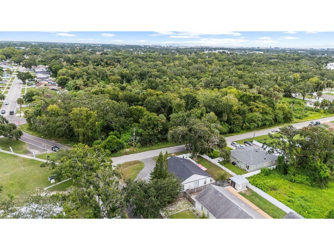 8302 Jackson Springs Road Tampa FL 33615 TB8425627 image48