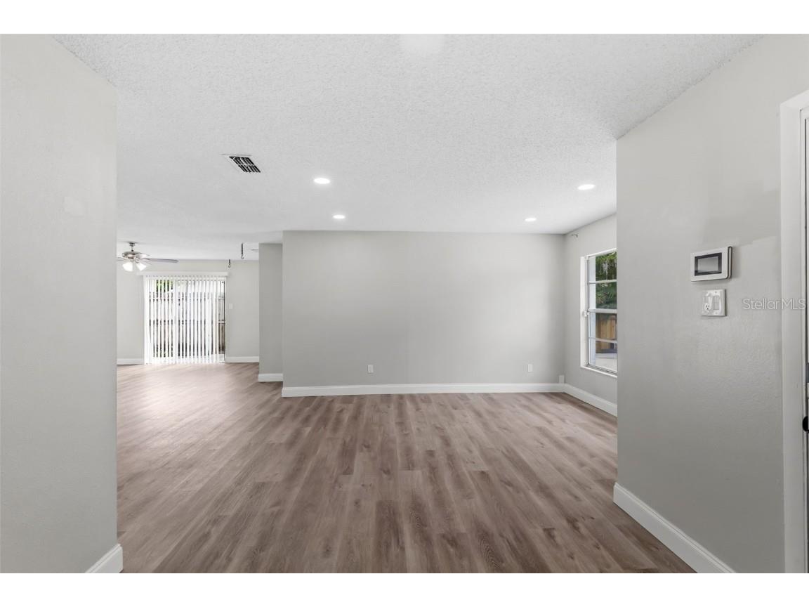 8302 Jackson Springs Road Tampa FL 33615 TB8425627 image5