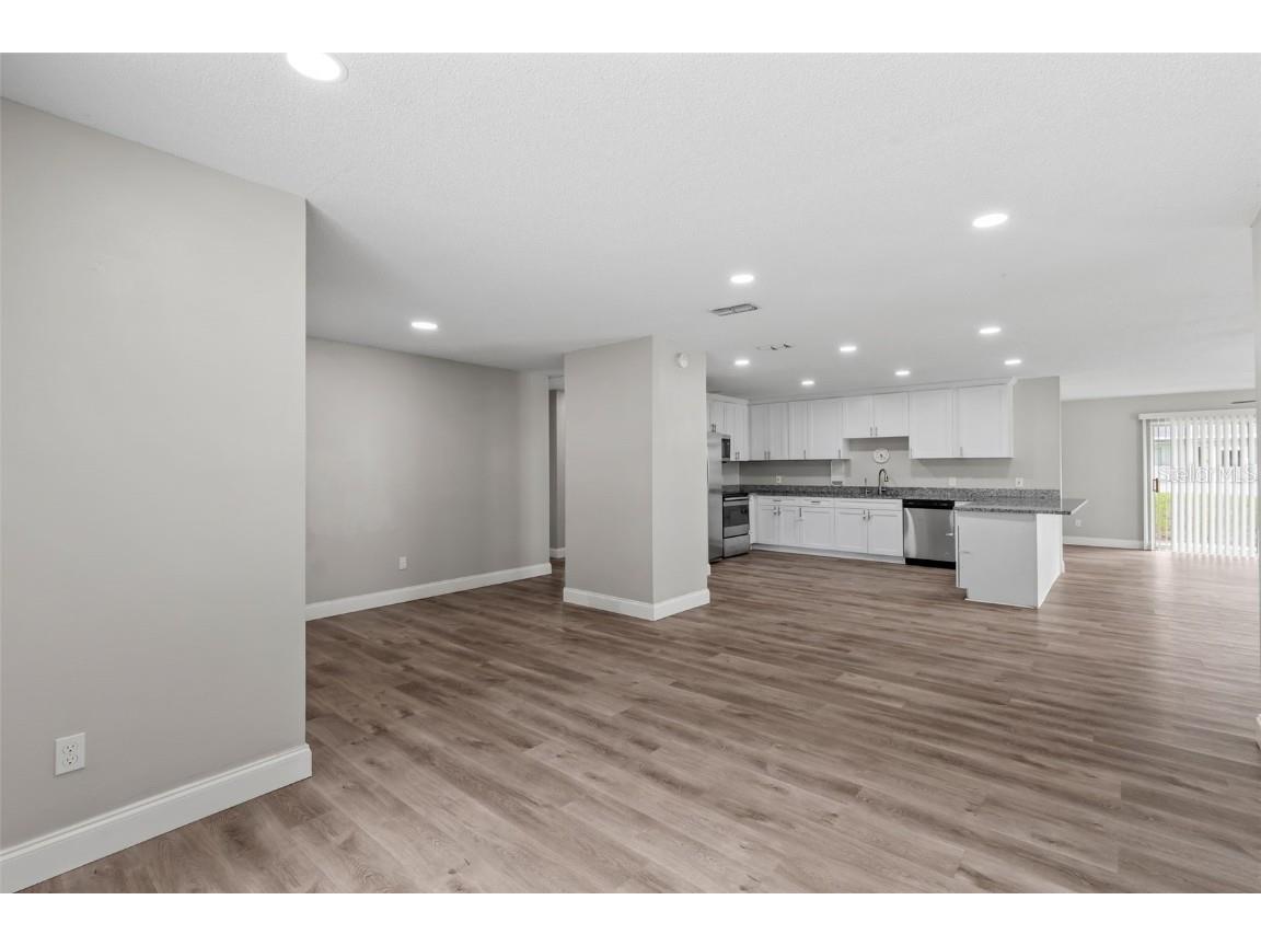 8302 Jackson Springs Road Tampa FL 33615 TB8425627 image7