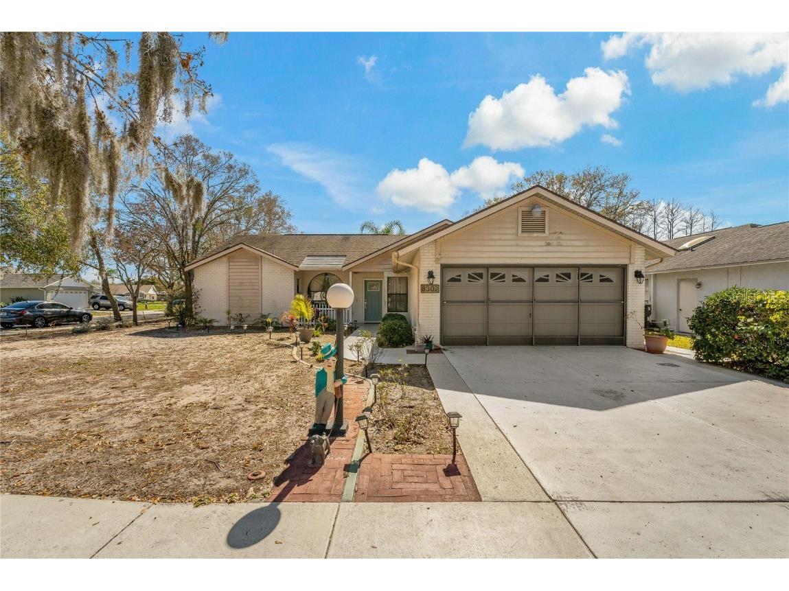8302 Matthew Drive New Port Richey FL 34653 U8225193 image1