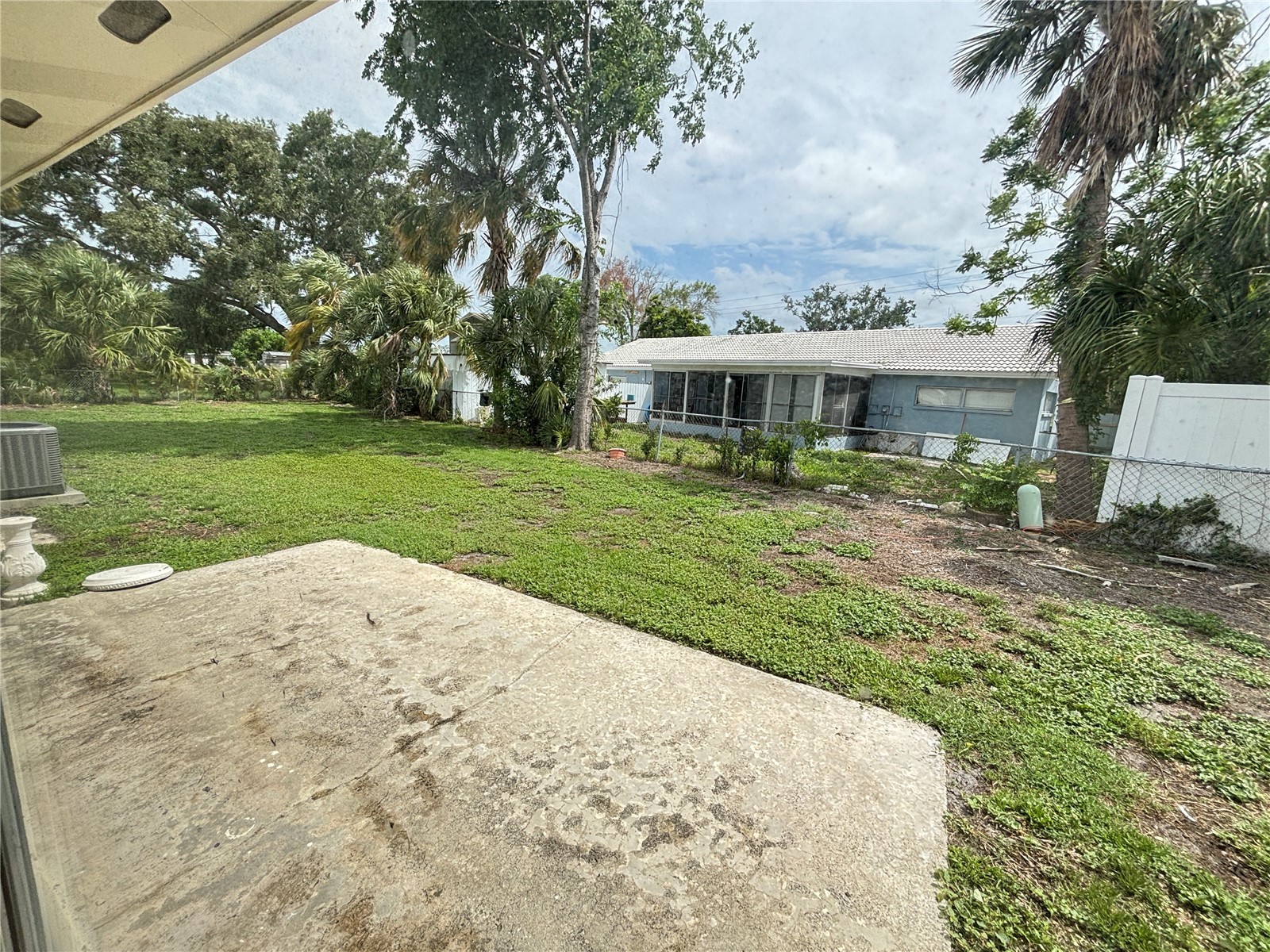 8302 N Flintrock Court Tampa FL 33615 A4696694 image16