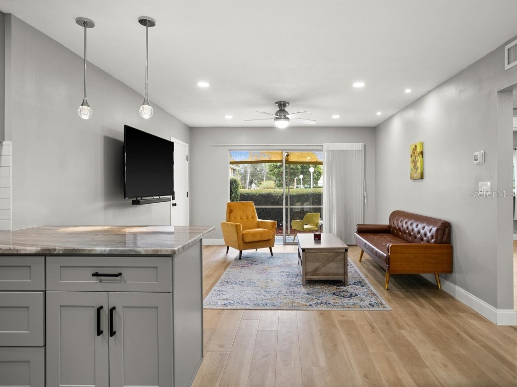 8303 Bardmoor Boulevard #105 Seminole FL 33777 TB8354256 image4