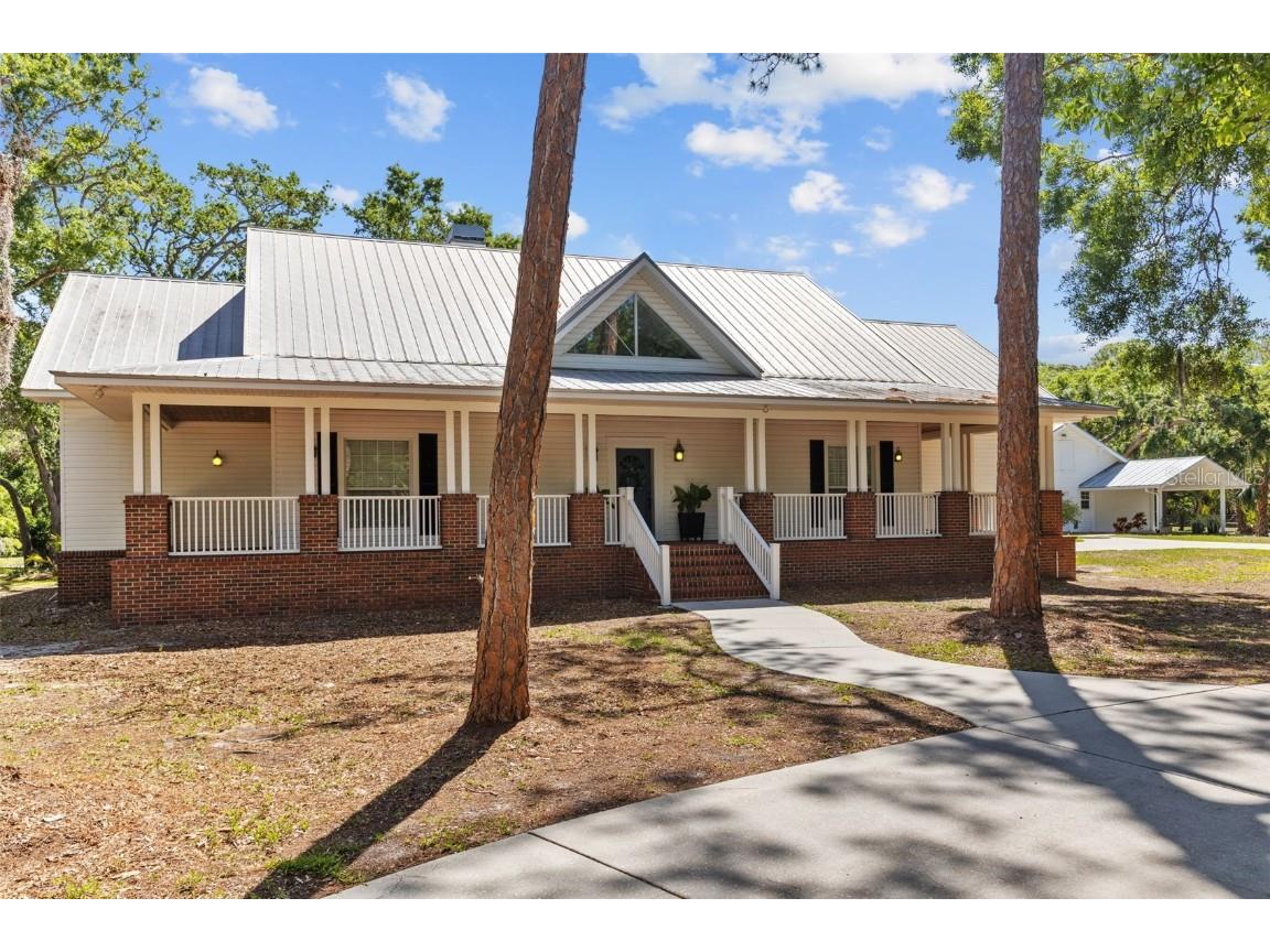 8303 Double Branch Road Tampa FL 33635 - POND BEHIND THE PROPERTY TB8369487 image1