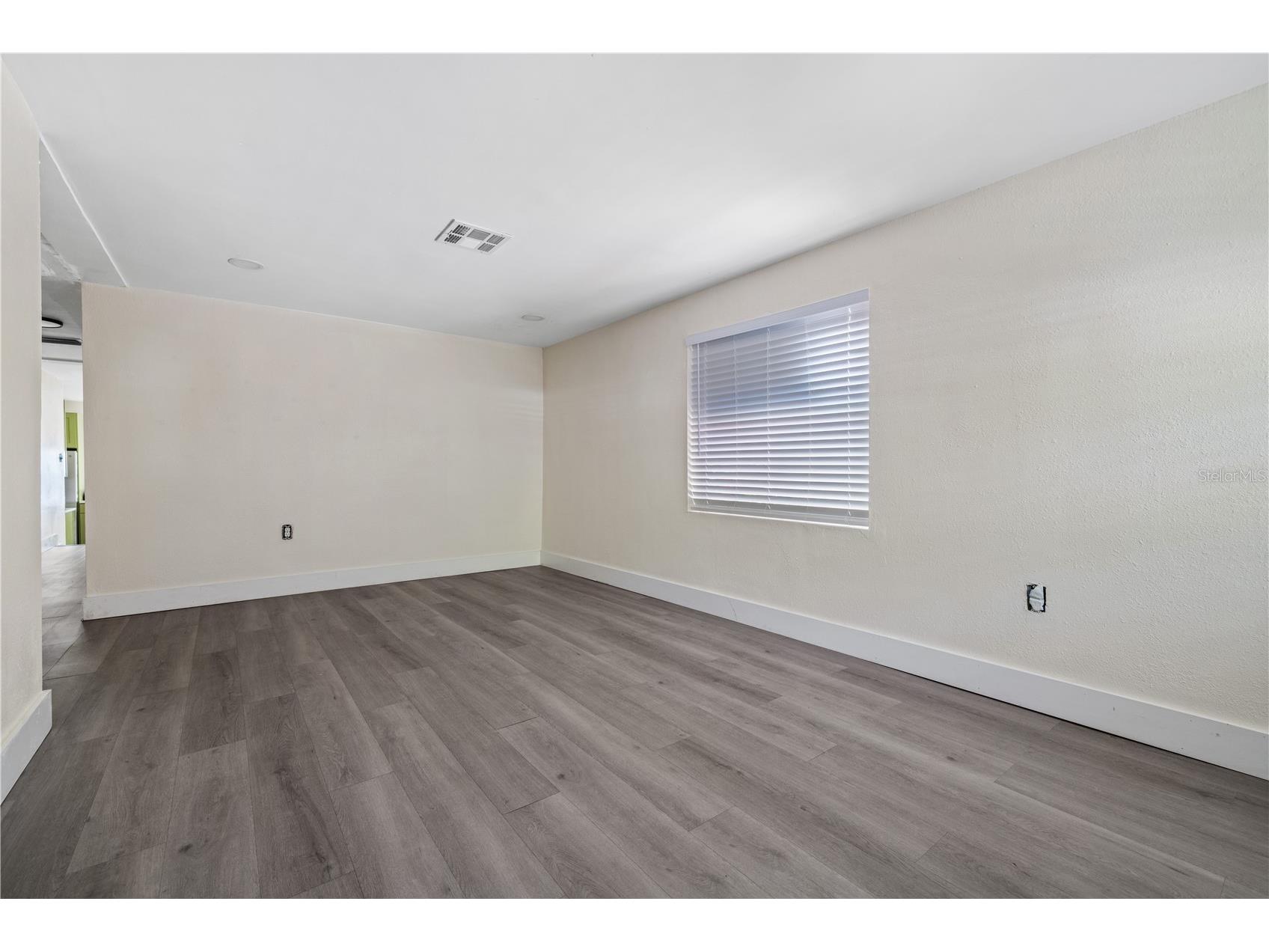 8303 N 11th Street Tampa FL 33604 TB8502724 image2