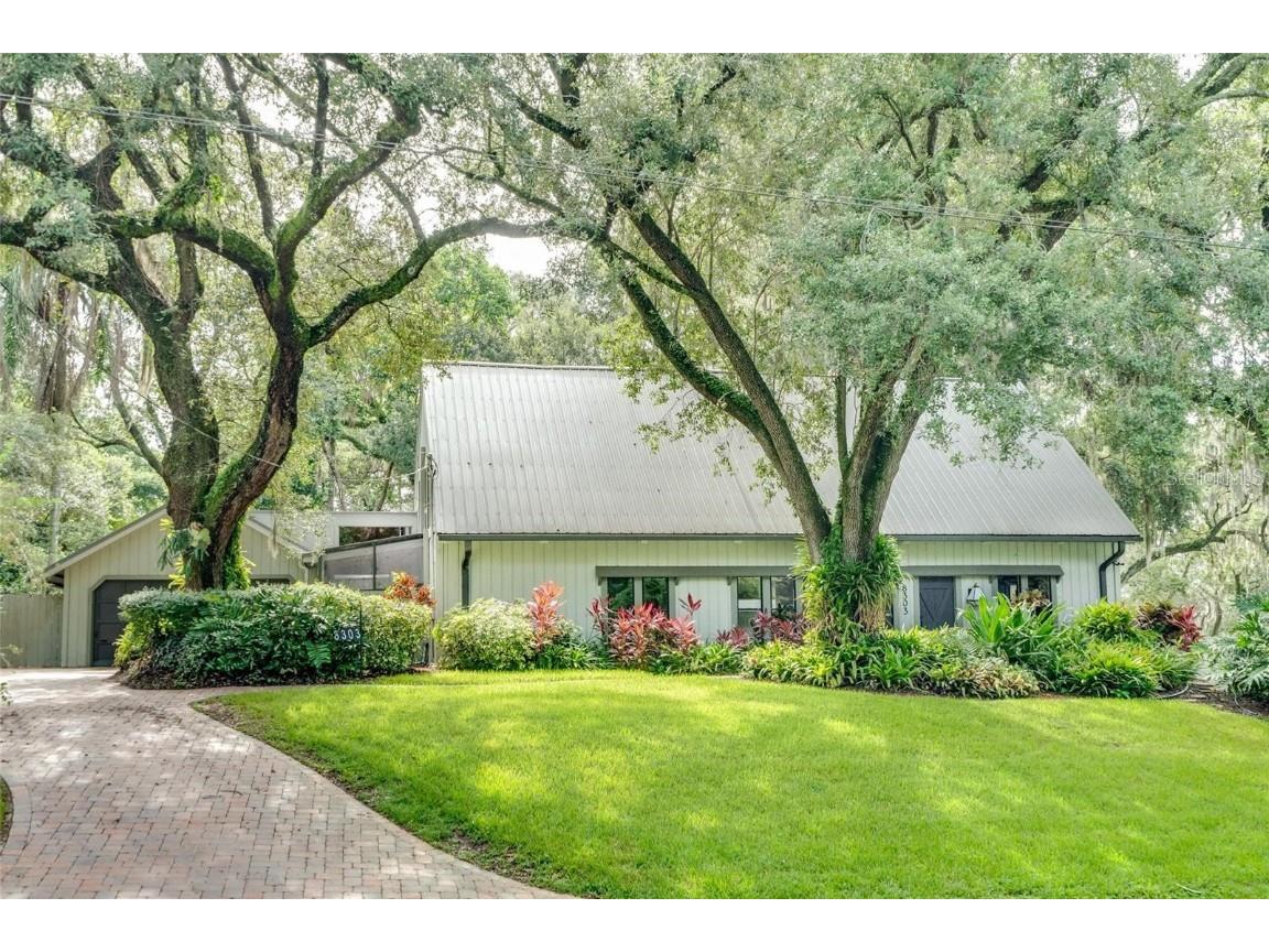 8303 N River Oaks Court Tampa FL 33617 T3543305 image1