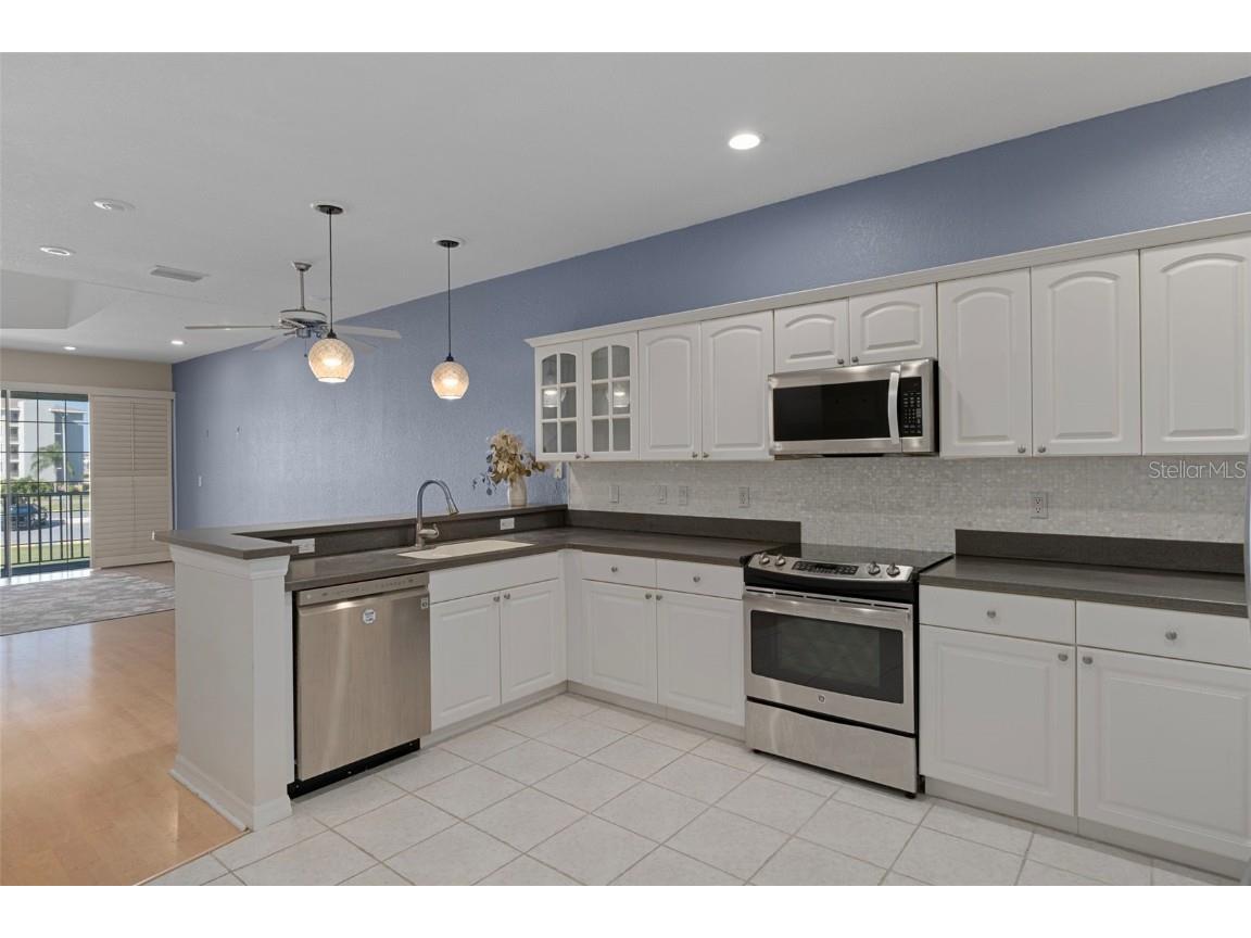 8304 Aquila Street Port Richey FL 34668 - GULF OF MEXICO COTEE RIVER W7880842 image19