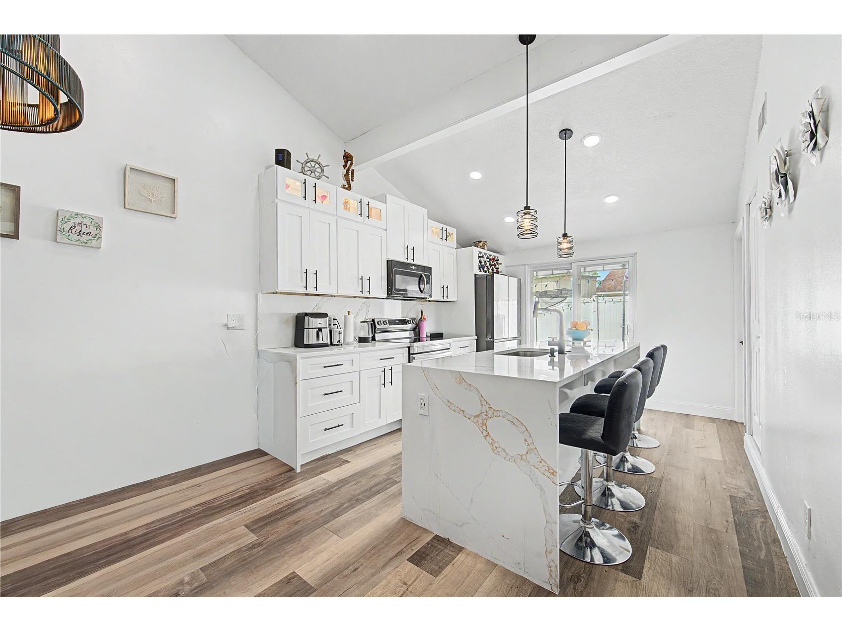 8304 Dasa Place Tampa FL 33615 TB8497516 image11