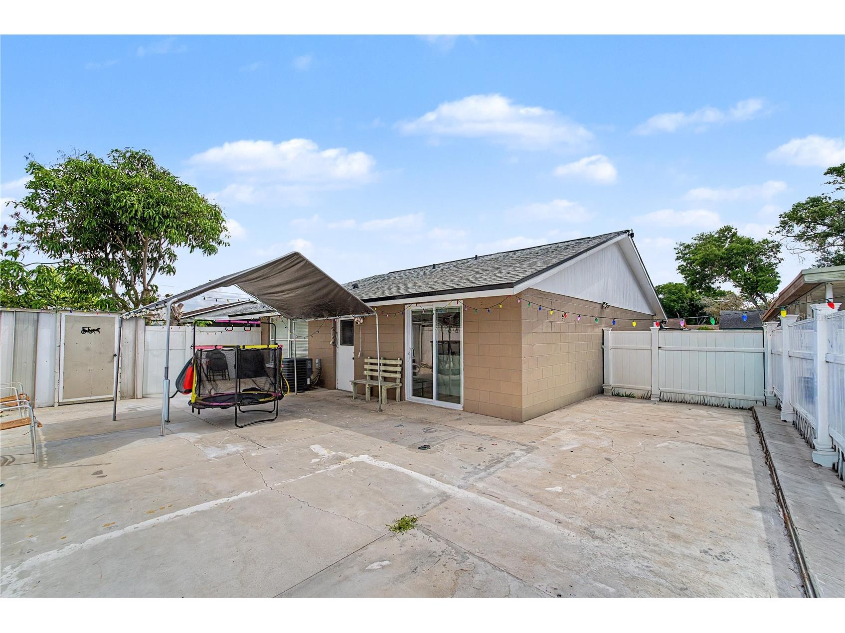 8304 Dasa Place Tampa FL 33615 TB8497516 image31