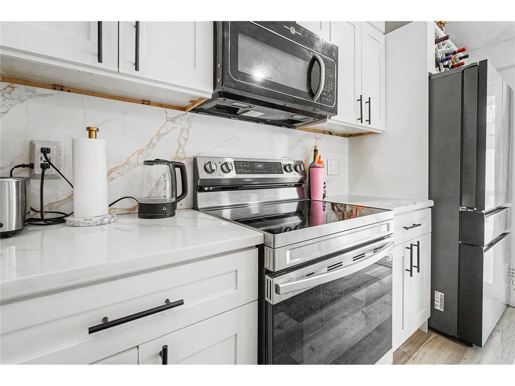 8304 Dasa Place Tampa FL 33615 TB8497516 image6