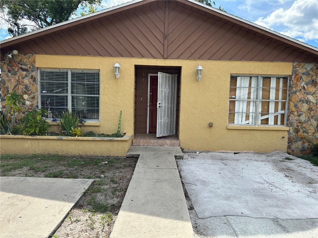 8304 El Portal Drive Tampa FL 33604 T3466339 image1
