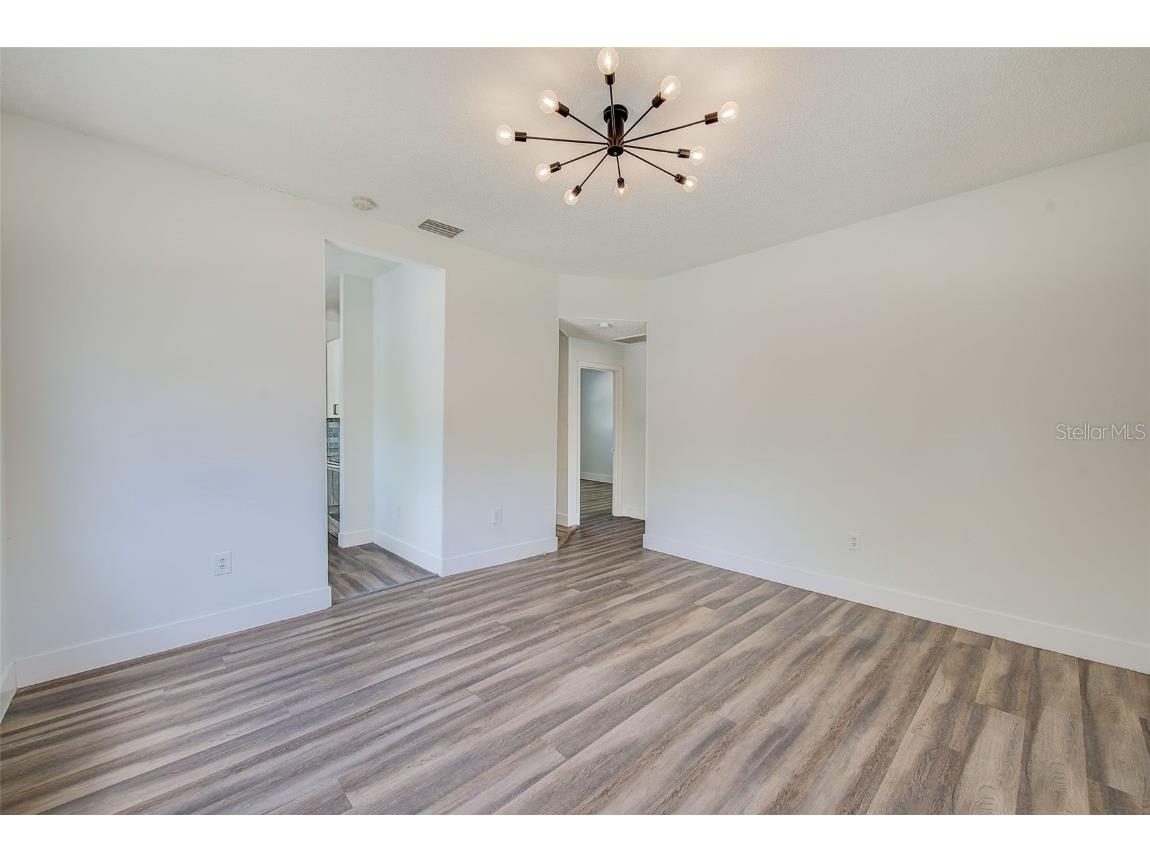 8304 N 13th Street Tampa FL 33604 TB8396870 image2