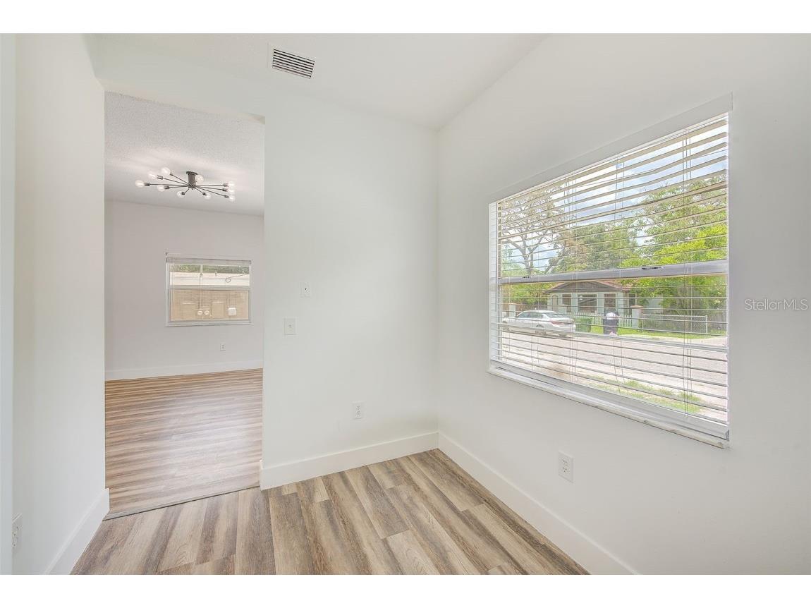 8304 N 13th Street Tampa FL 33604 TB8396870 image6