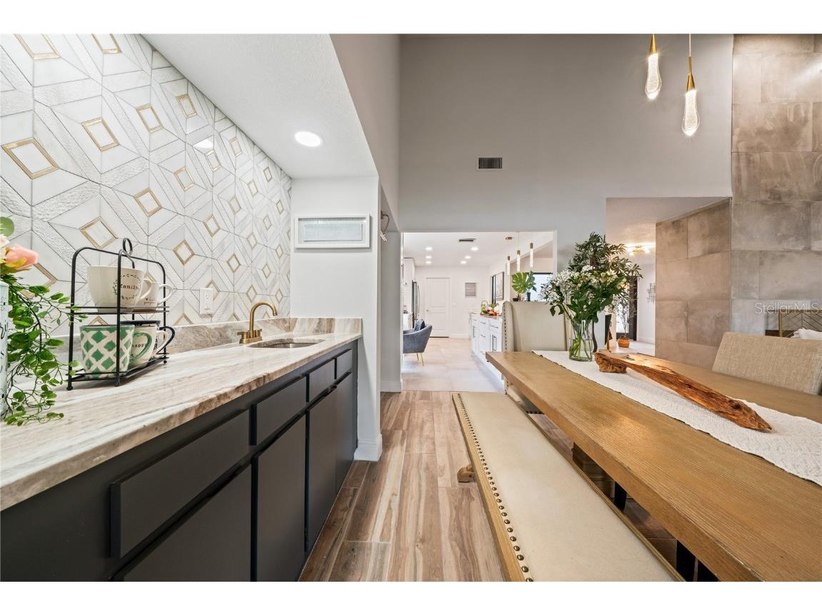 8304 Palma Vista Lane Tampa FL 33614 - Silver Lake TB8409030 image27