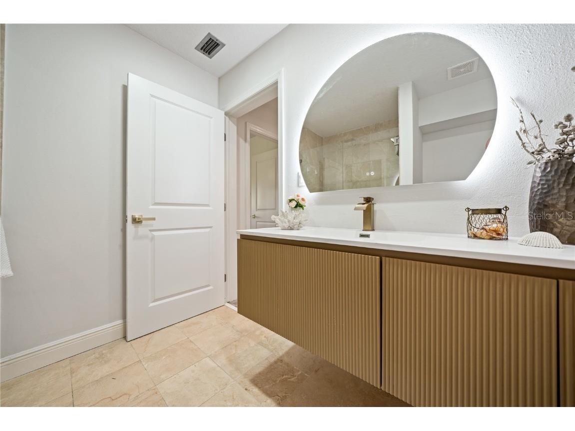 8304 Palma Vista Lane Tampa FL 33614 - Silver Lake TB8409030 image43