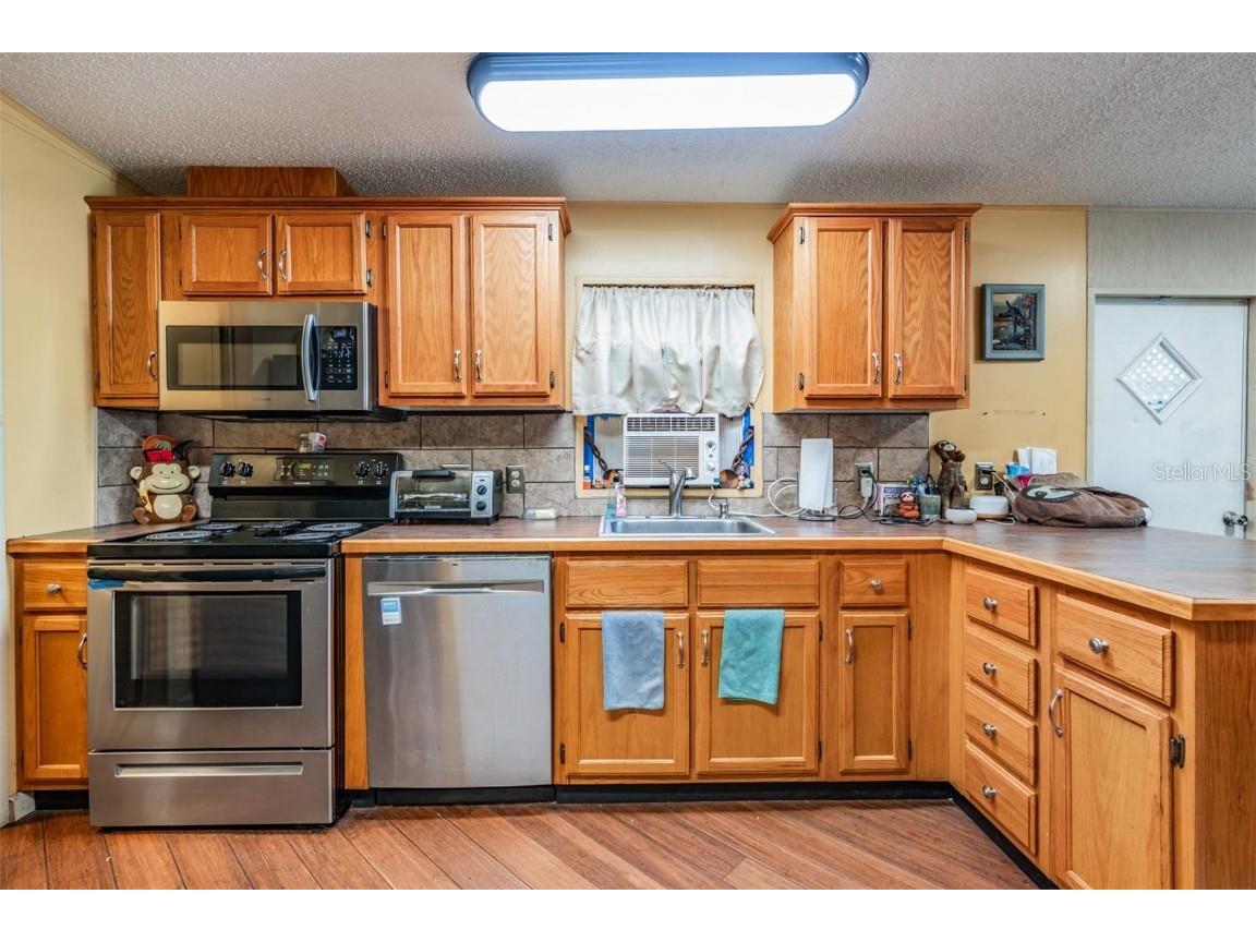 8304 Weatherford Avenue Brooksville FL 34613 TB8431723 image11