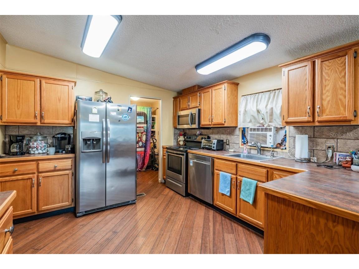 8304 Weatherford Avenue Brooksville FL 34613 TB8431723 image12