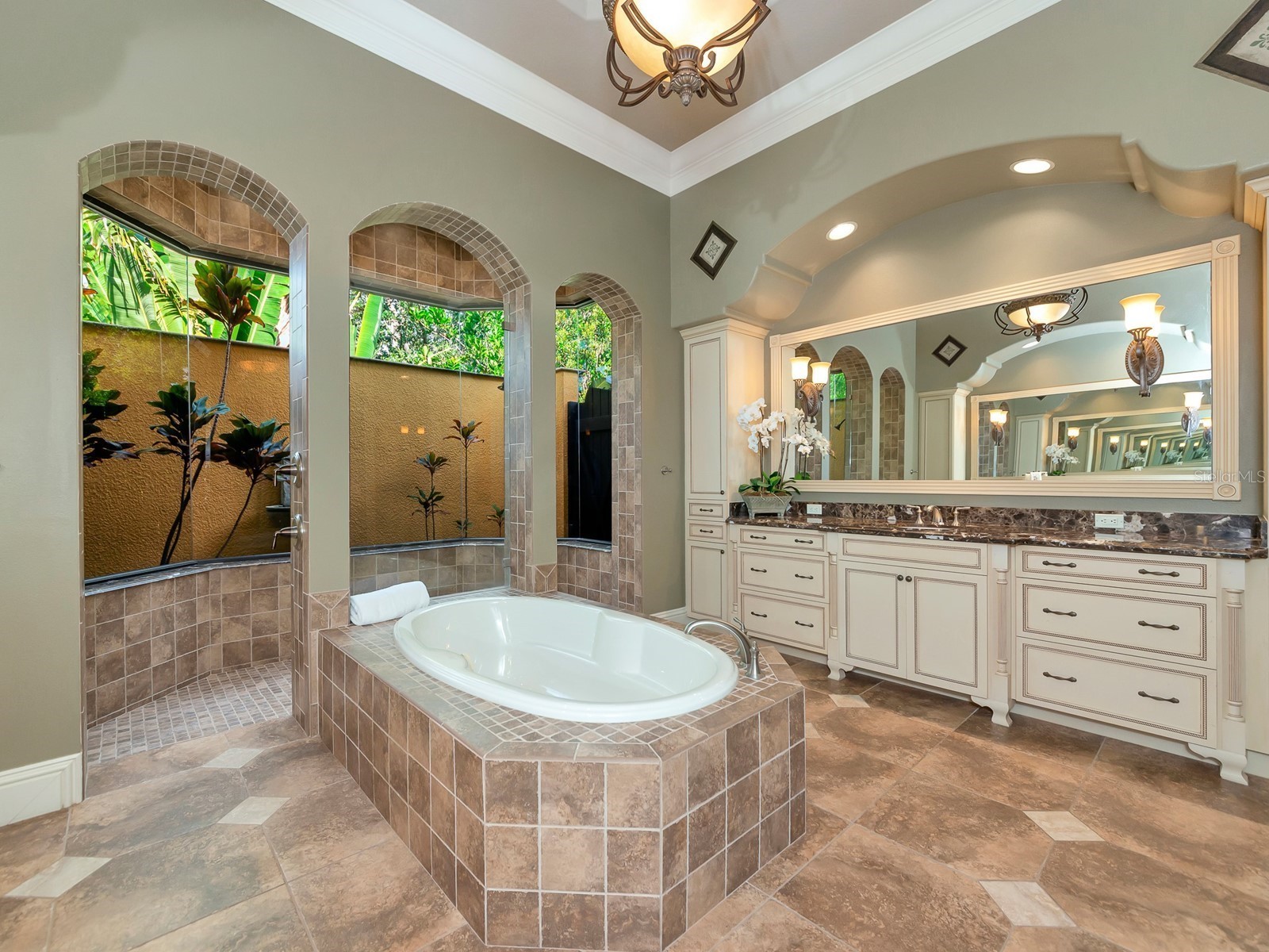 8305 Farington Court Bradenton FL 34202 - THE CONCESSION A4664635 image36