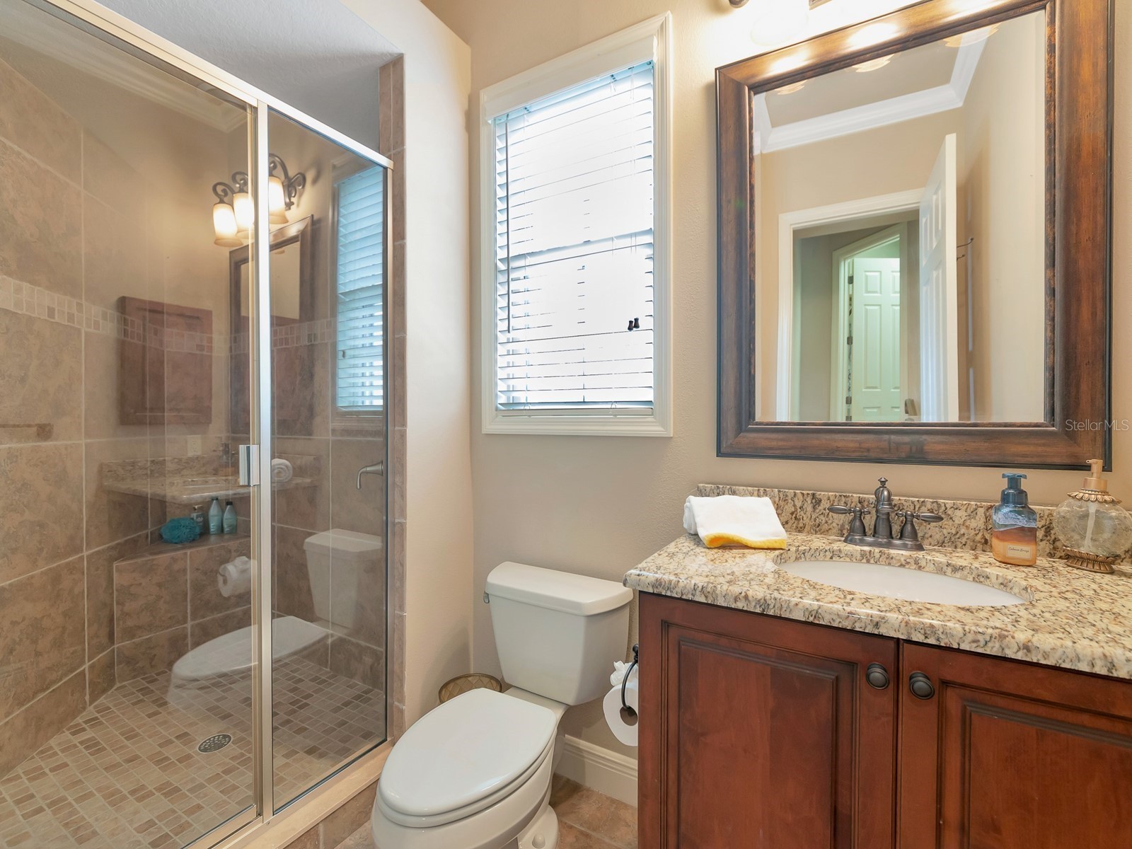 8305 Farington Court Bradenton FL 34202 - THE CONCESSION A4664635 image42