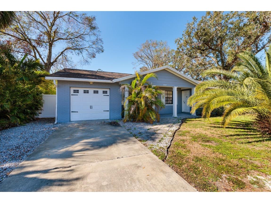 8307 Boxwood Drive Tampa FL 33615 TB8340286 image1