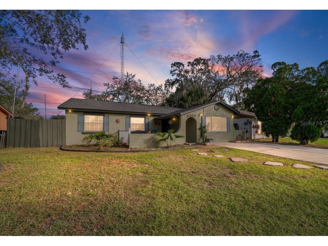 8307 Esperanza Street Orlando FL 32817 OM715288 image1