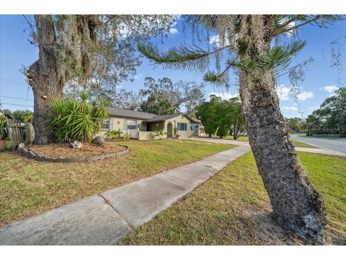 8307 Esperanza Street Orlando FL 32817 OM715288 image56