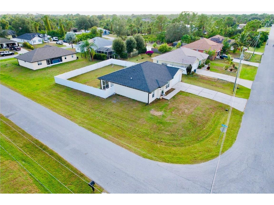 8307 Glover Avenue North Port FL 34291 N6136447 image4