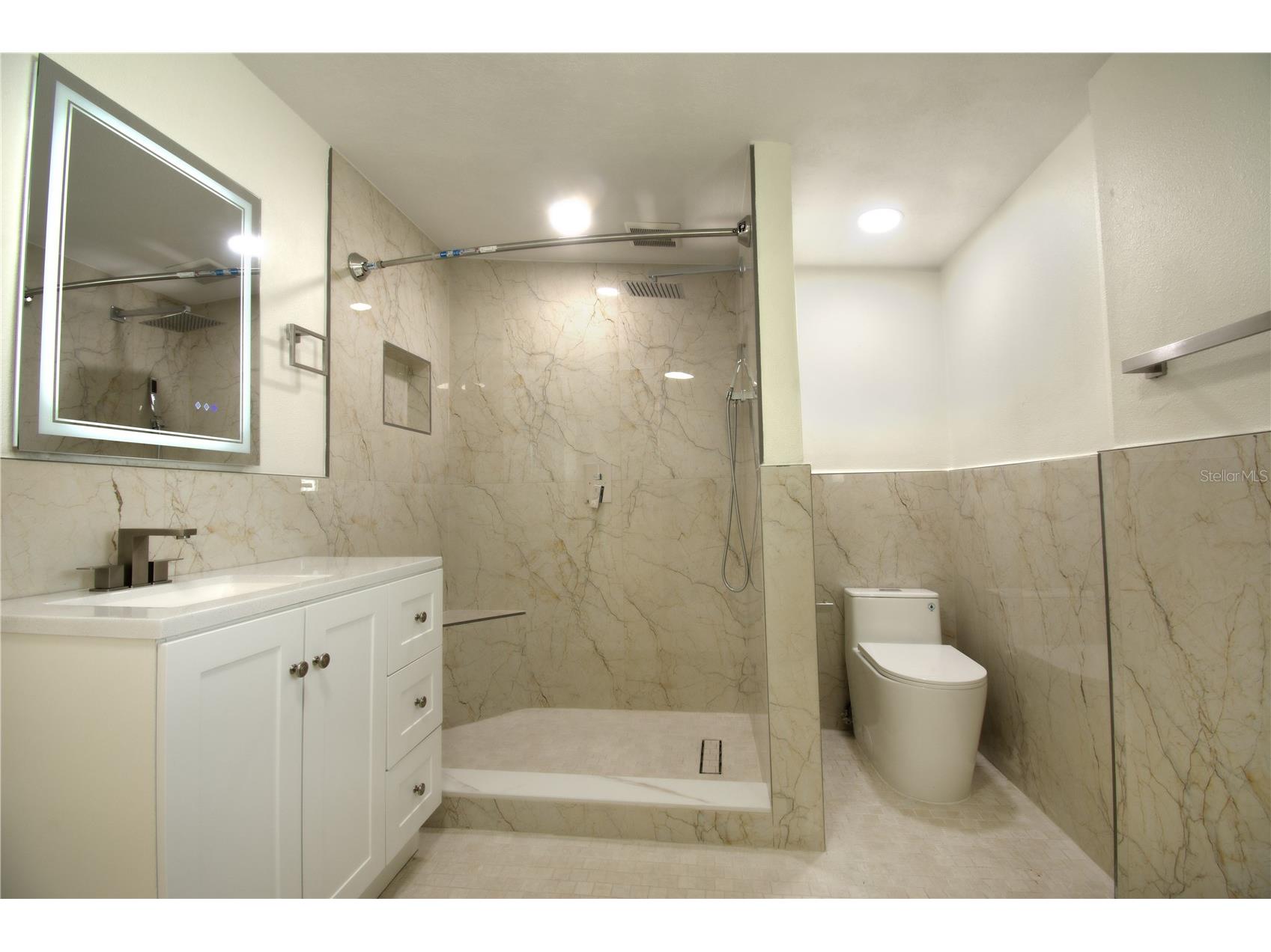 8307 Libby Lane Tampa FL 33619 TB8491444 image16