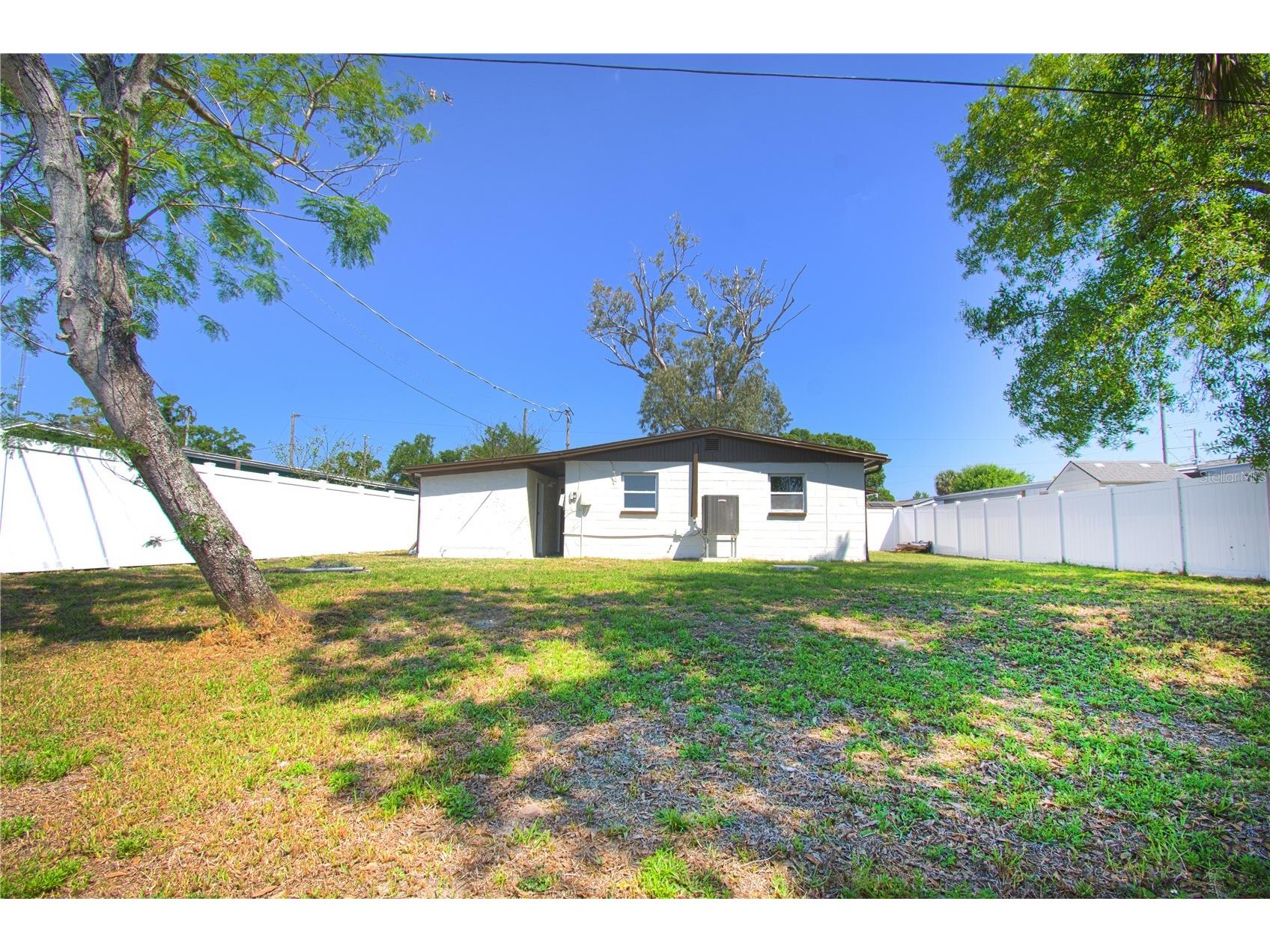 8307 Libby Lane Tampa FL 33619 TB8491444 image26