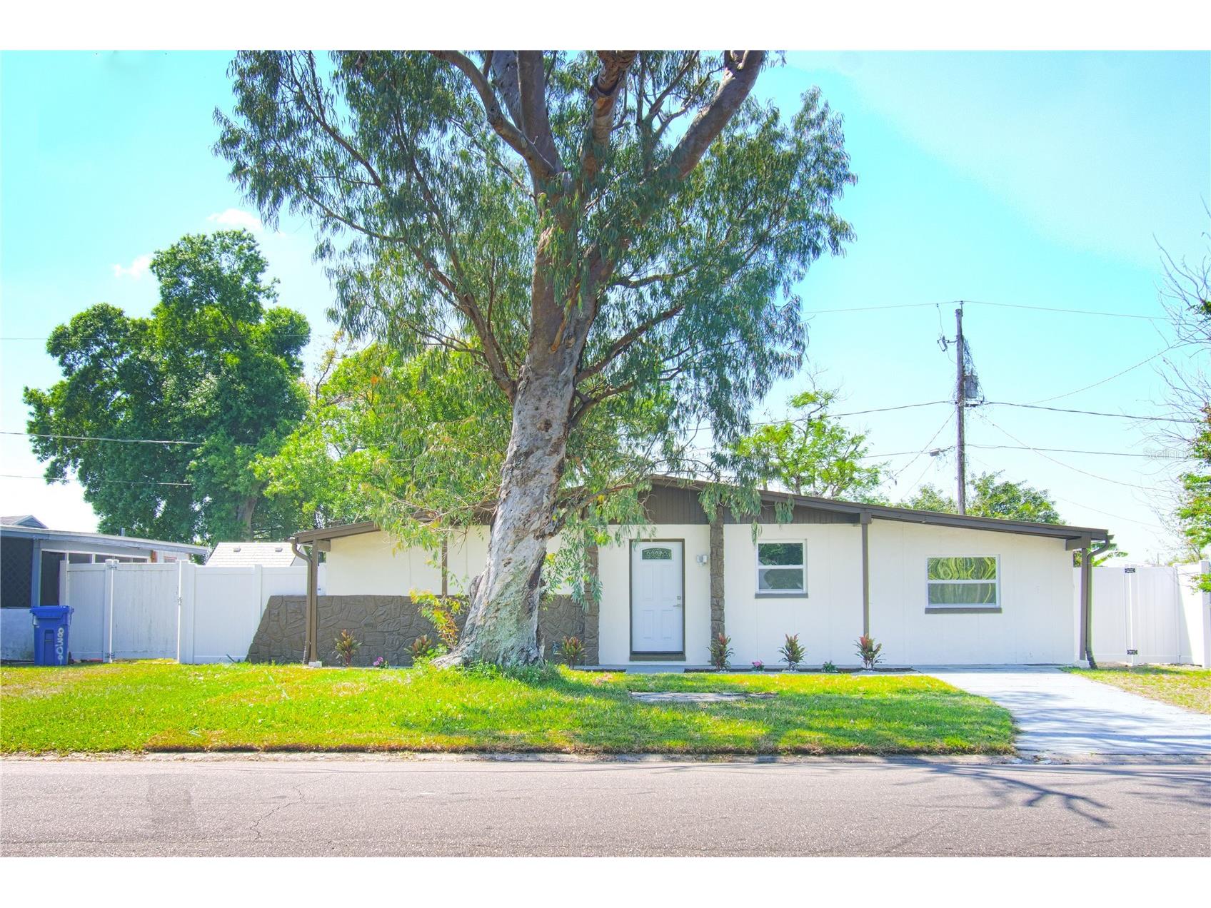 8307 Libby Lane Tampa FL 33619 TB8491444 image3