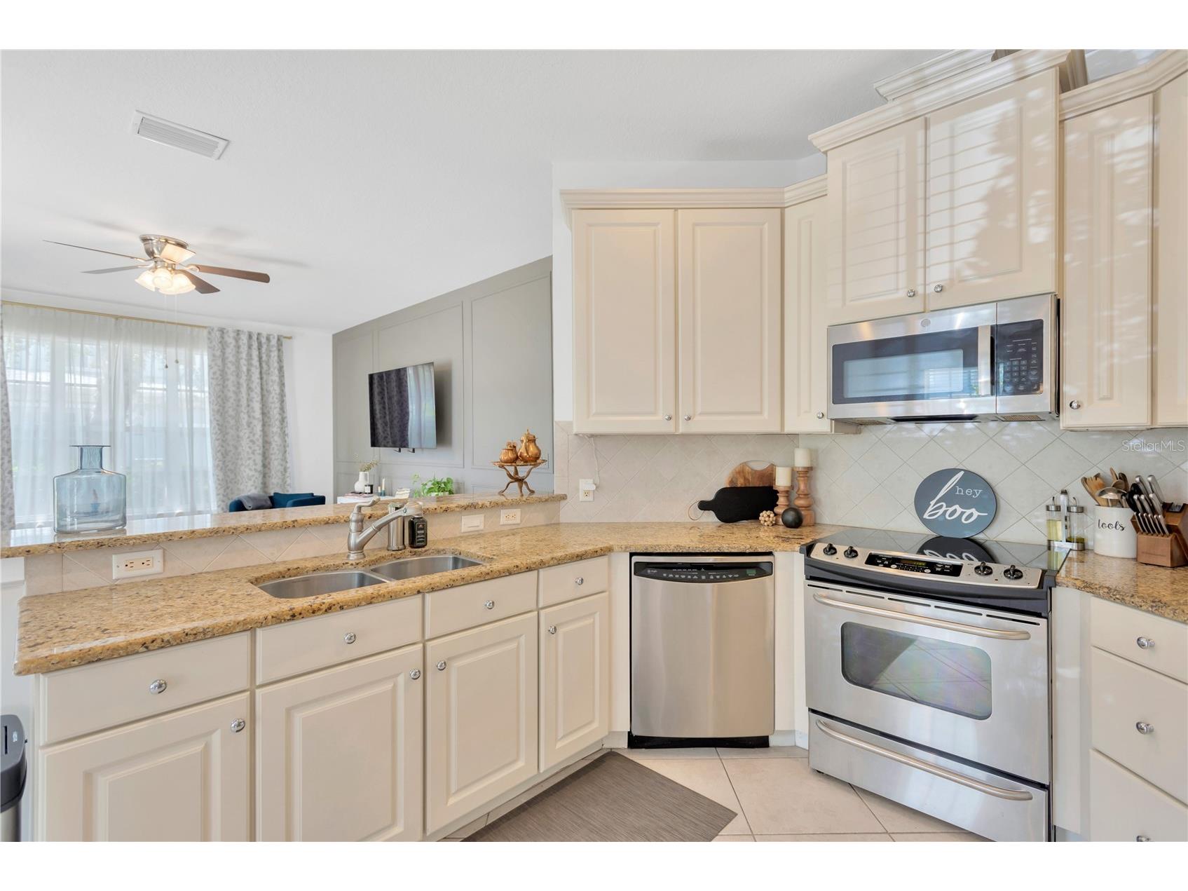 8307 Manor Club Circle #1 Tampa FL 33647 TB8513728 image7