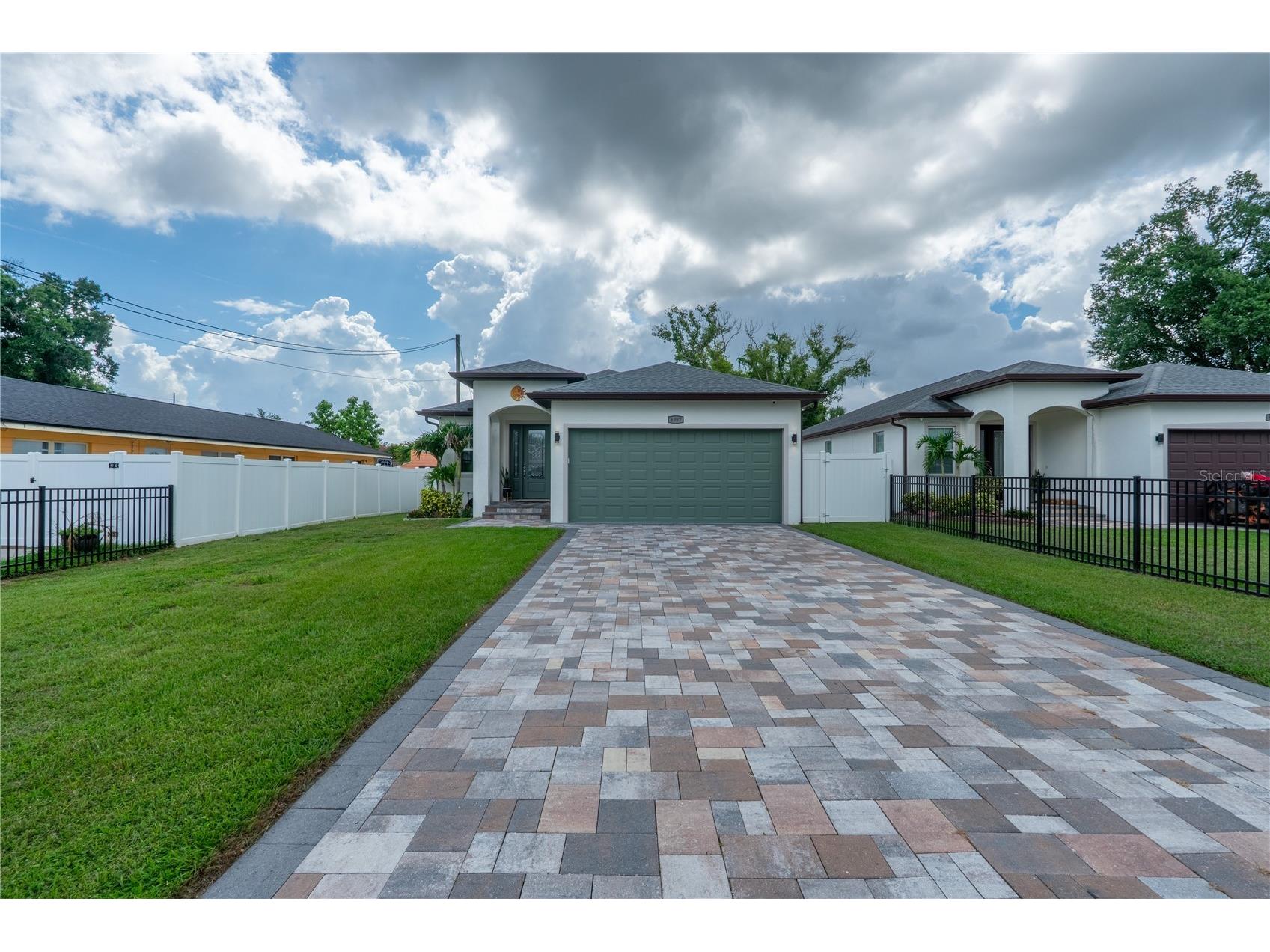 8307 N Gomez Avenue Tampa FL 33614 TB8521899 image2