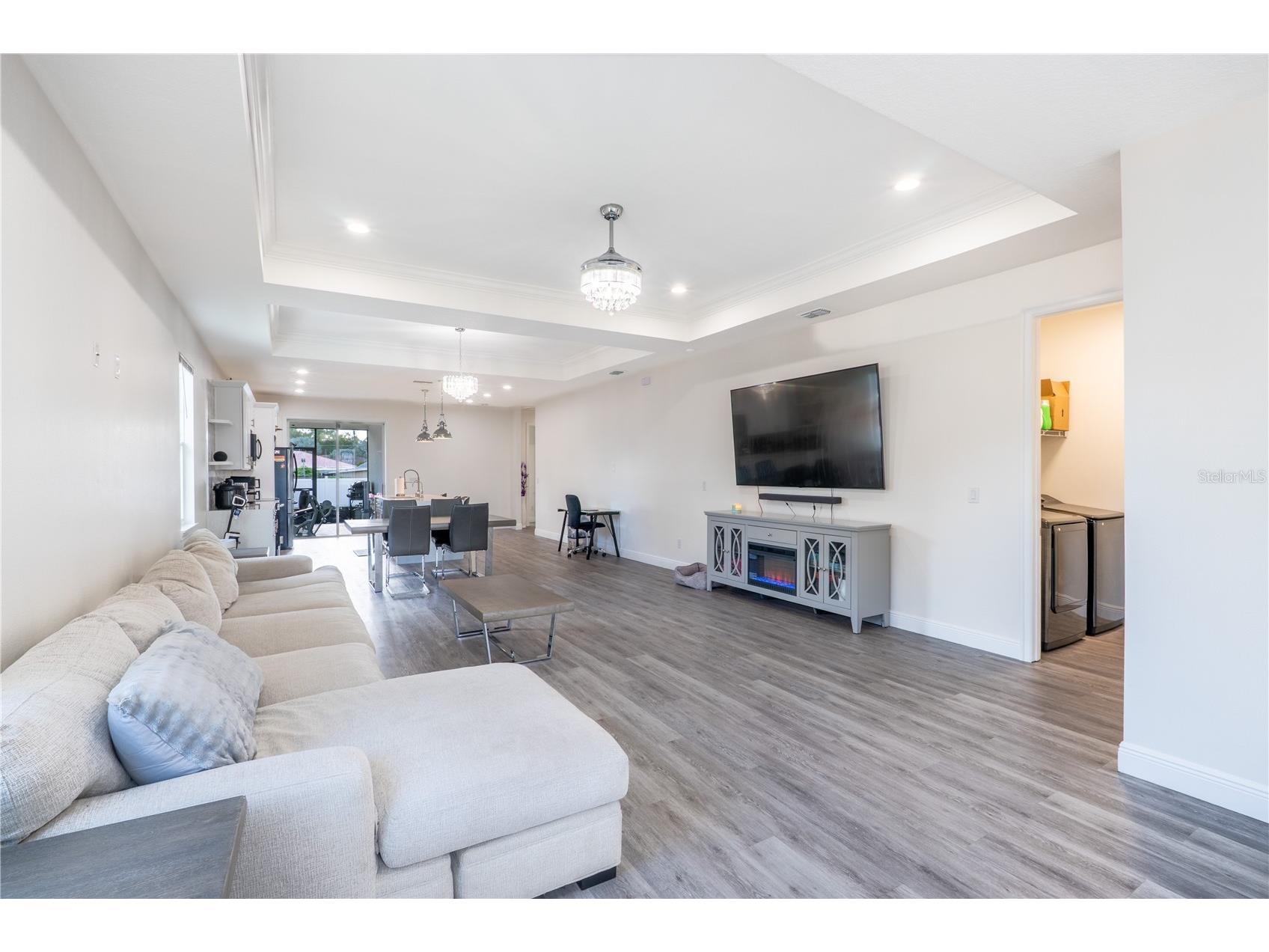 8307 N Gomez Avenue Tampa FL 33614 TB8521899 image5