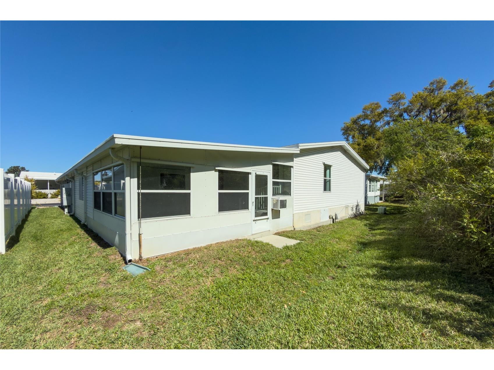 8307 Nancy Lane Ellenton FL 34222 A4686730 image5