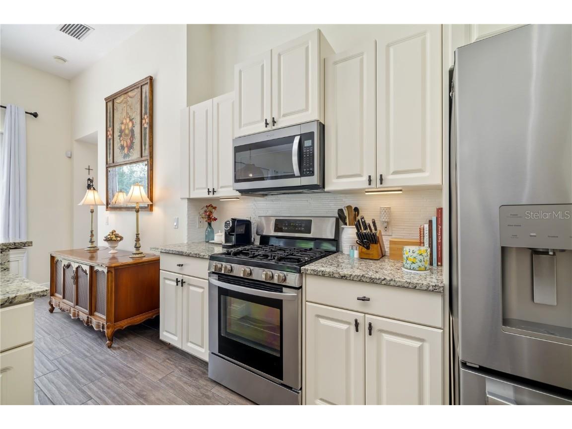 8307 Planters Knoll Terrace University Park FL 34201 A4663197 image20