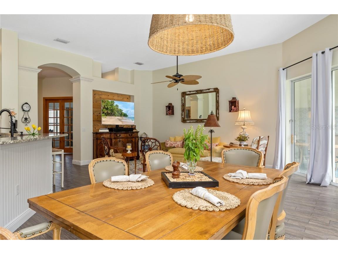 8307 Planters Knoll Terrace University Park FL 34201 A4663197 image23