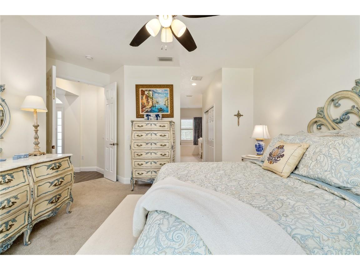 8307 Planters Knoll Terrace University Park FL 34201 A4663197 image26