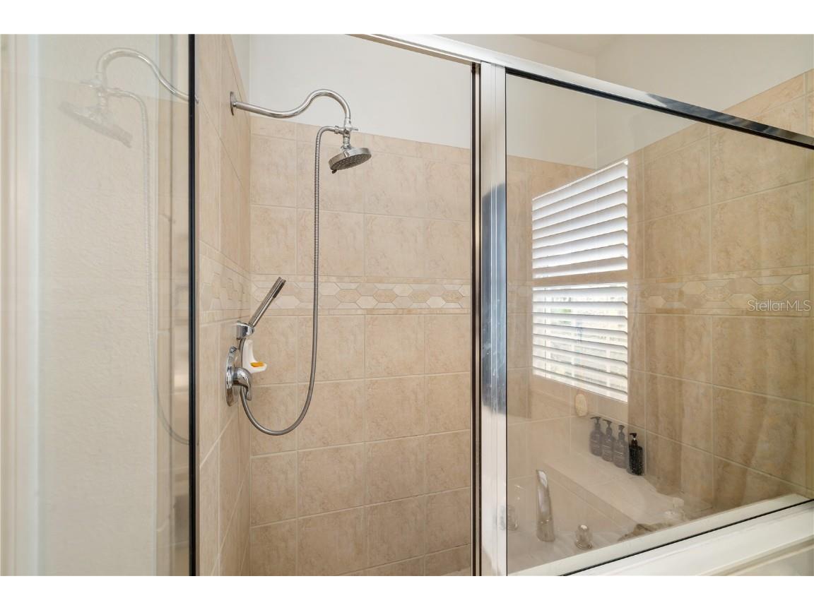 8307 Planters Knoll Terrace University Park FL 34201 A4663197 image30