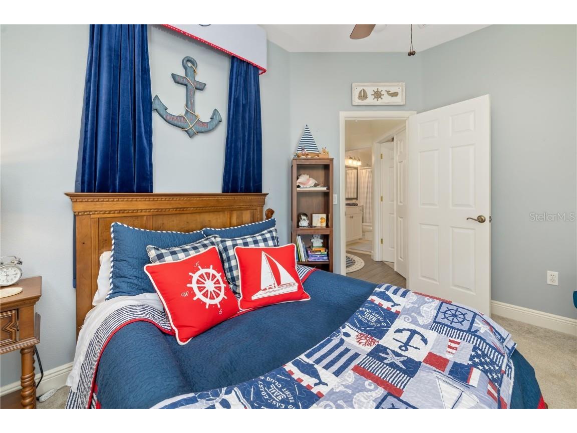 8307 Planters Knoll Terrace University Park FL 34201 A4663197 image33