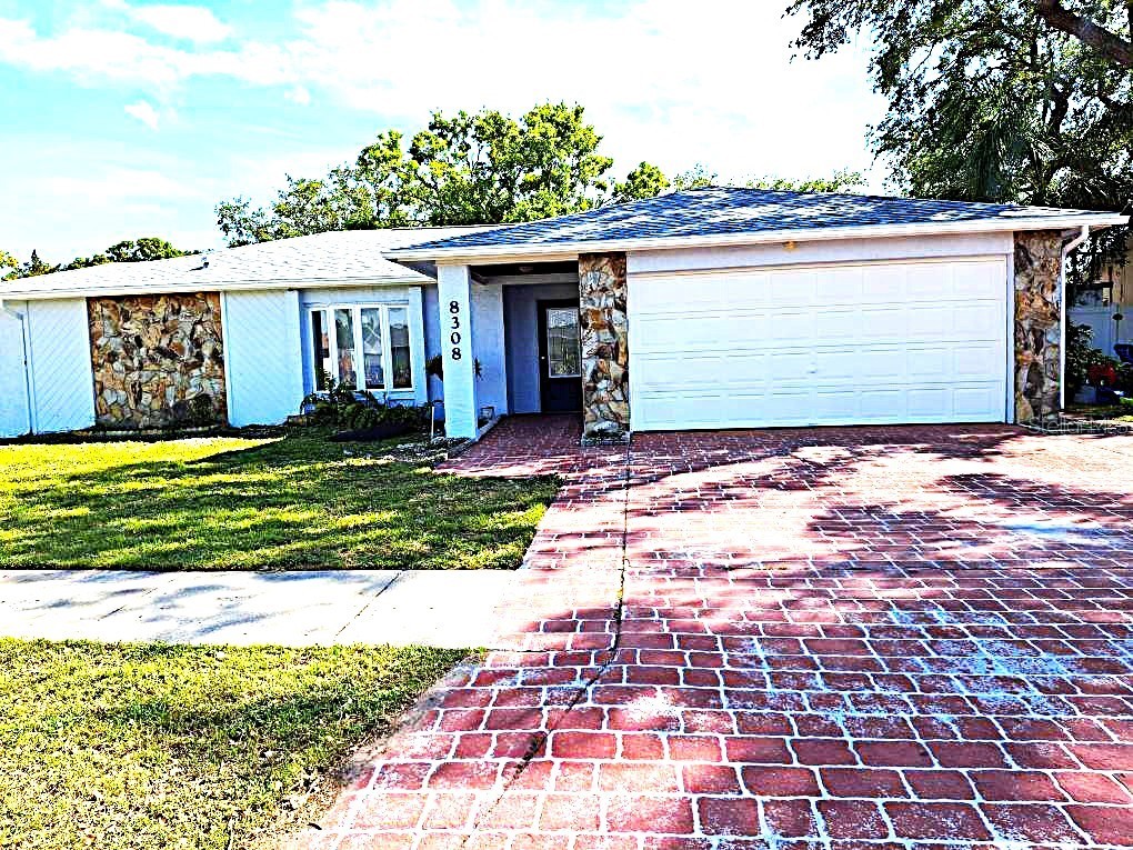 8308 123rd Avenue Largo FL 33773 TB8526629 image1
